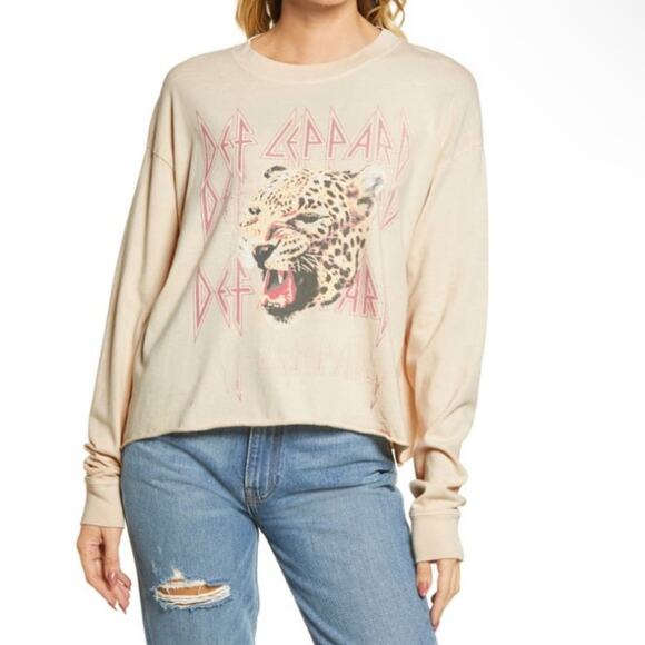 Daydreamer Tops - DAYDREAMER Womens S Def Leppard Stacked Crop Graphic Tee NEW